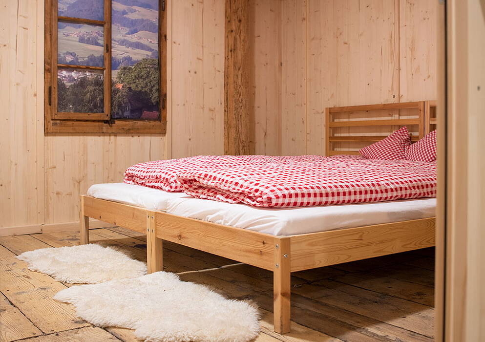 zimmer3_ausschnitt.jpg zimmer3_ausschnitt.jpg